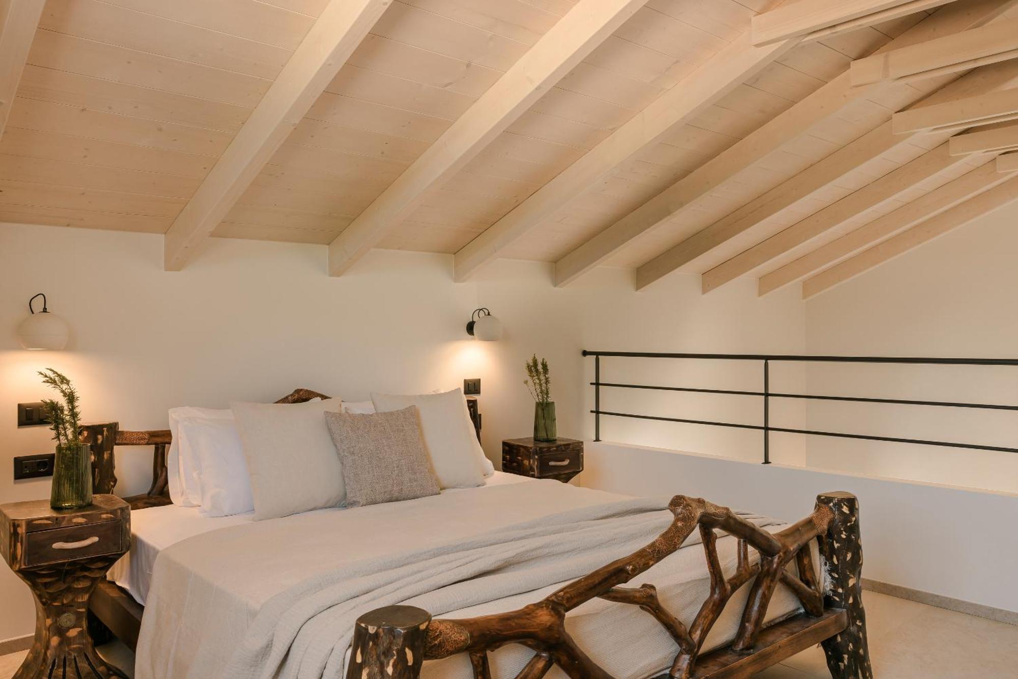 Hilaritas Luxury Suites Sea View, Private Pool & Jacuzzi Paradise Ratzaklíon Exterior foto